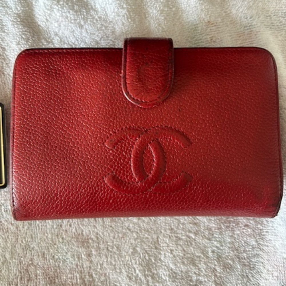 💖 Authentic Chanel Timeless CC Zip French Wallet w/Authenticity Card!!
